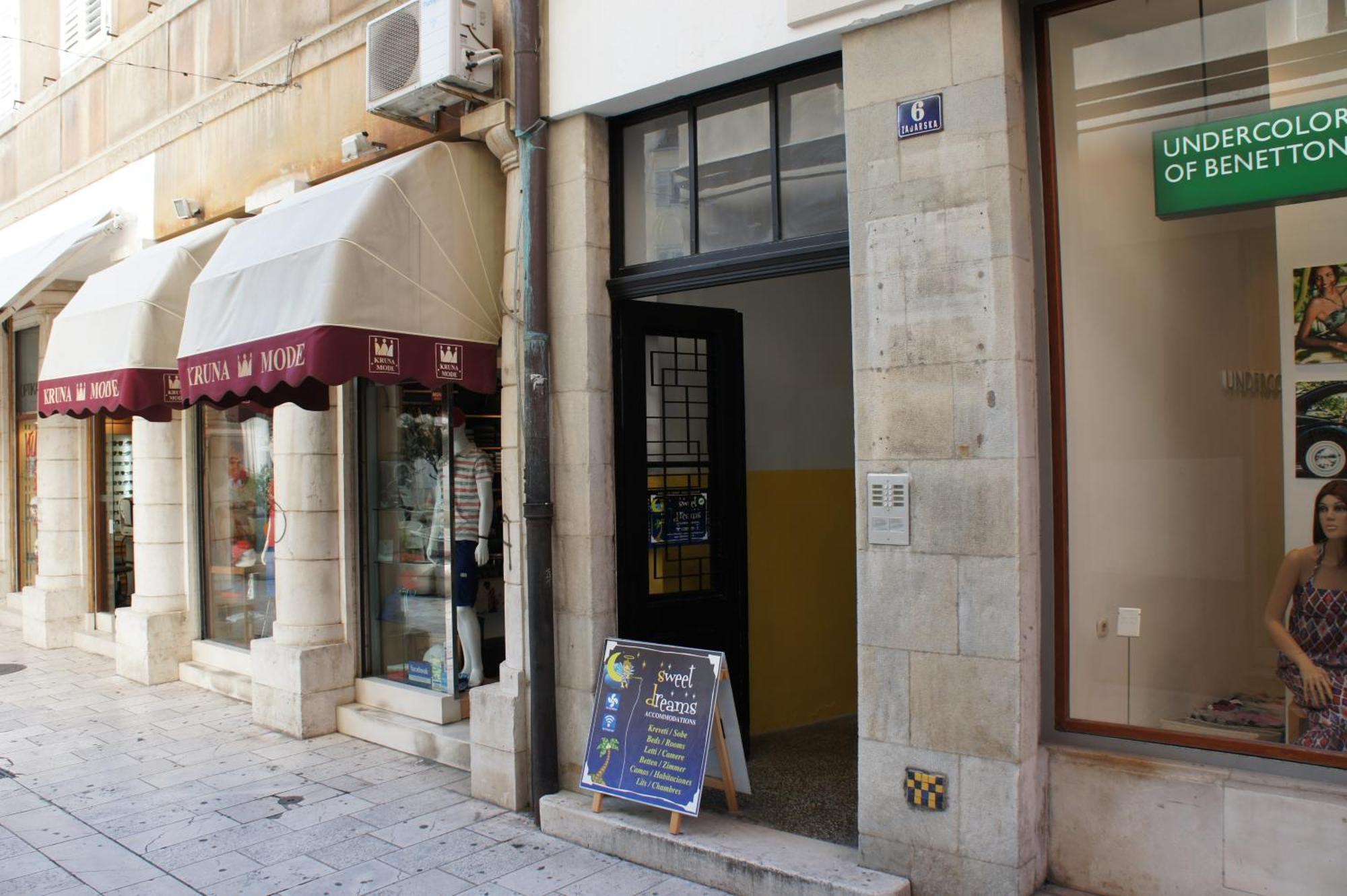 Sweet Dreams Accommodation Spalato Esterno foto